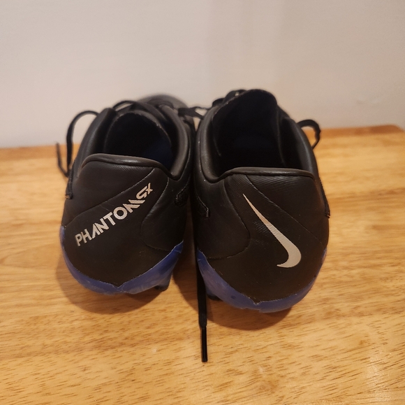 Soccer Cleats Size 7 Mens - Picture 3 of 3